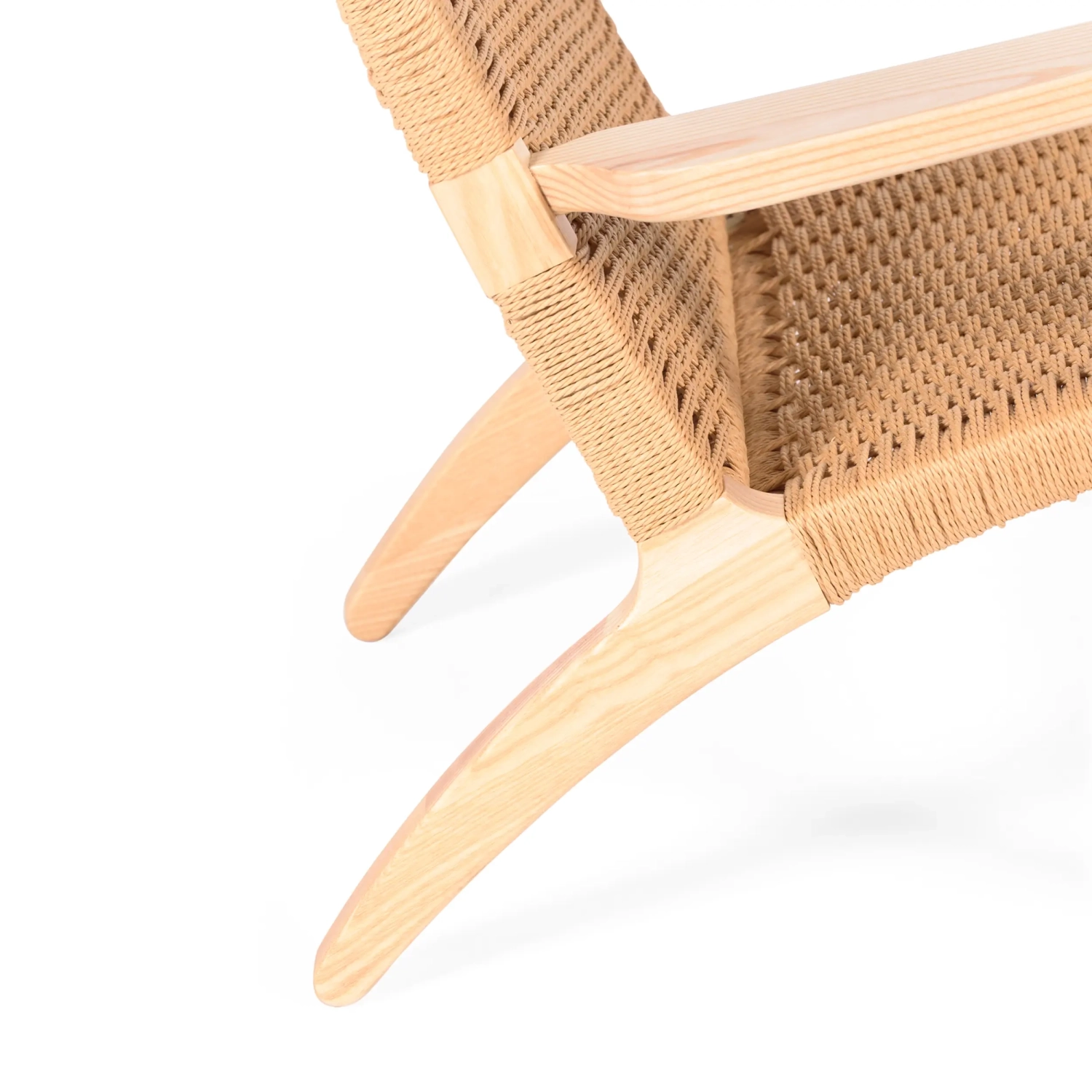 Fåtölj Catani CH25 | Skandinavisk design i ask och naturrep