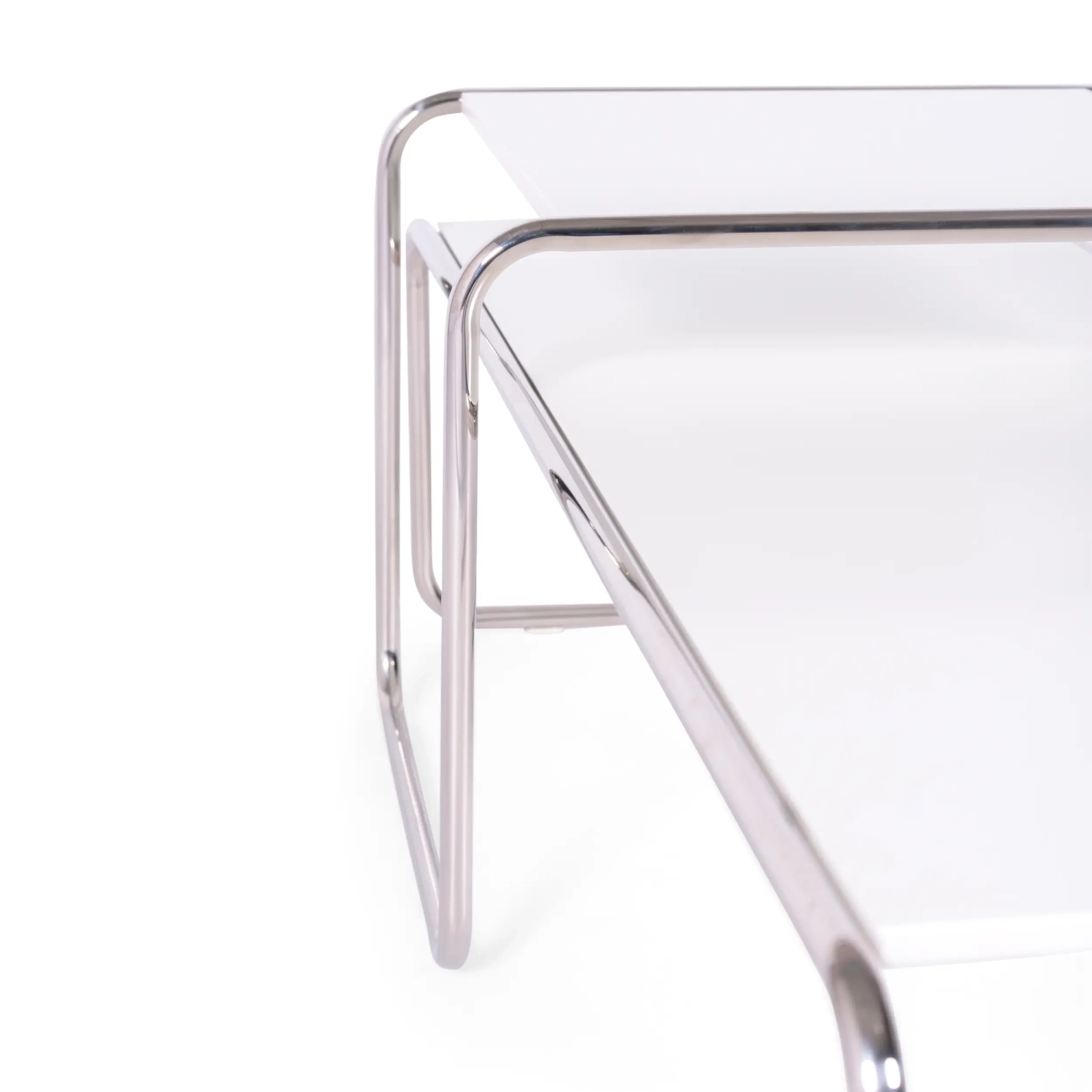 Inspiratie set Tafels Laccio Breuer | Bauhaus Design | Salon- & Bijzettafels