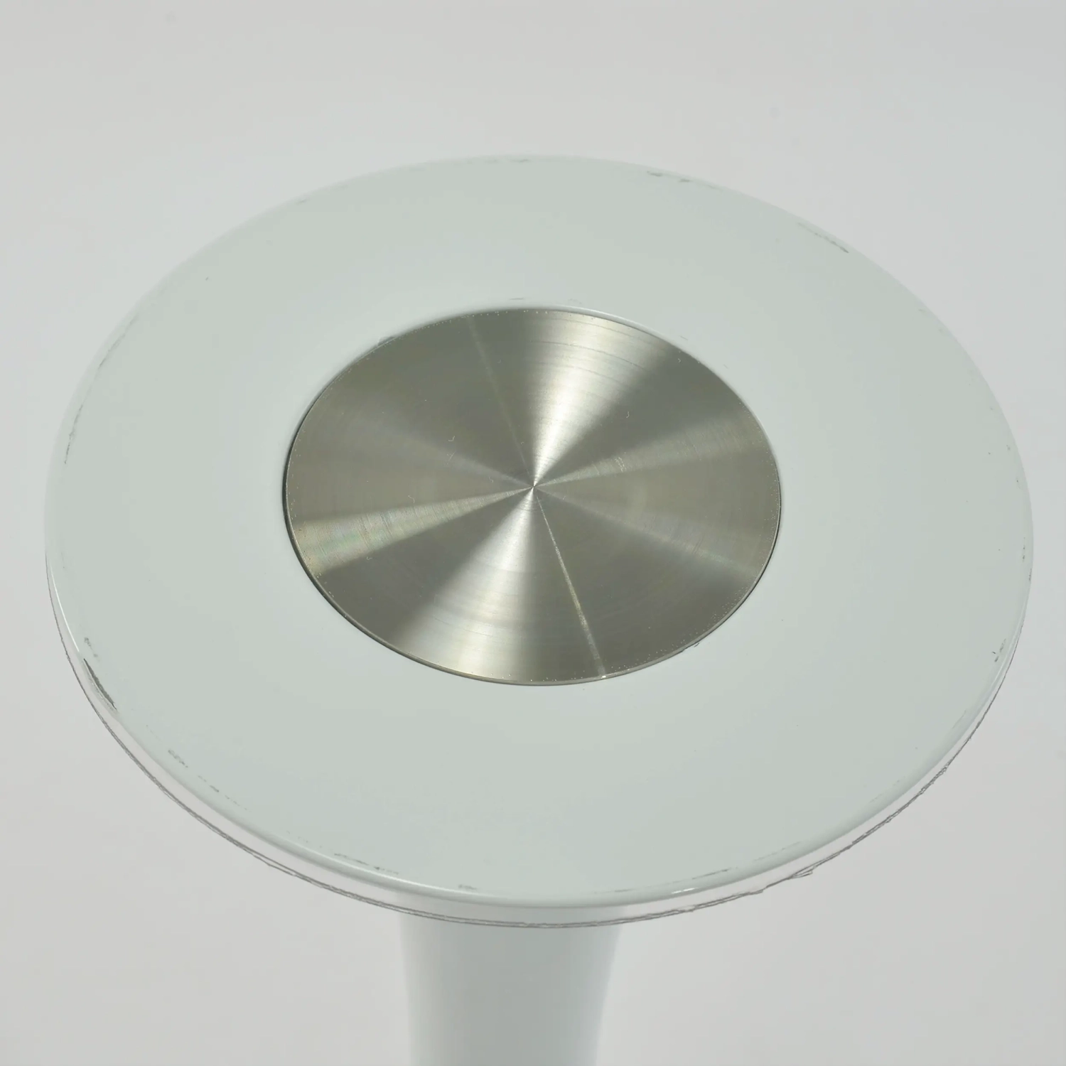 Table Tulip table en verre 90 cm | moderne et élégante | Meubles Concept