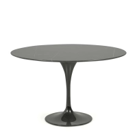 Inspiration-ruokapöytä Tulip mustasta marquina-marmorista