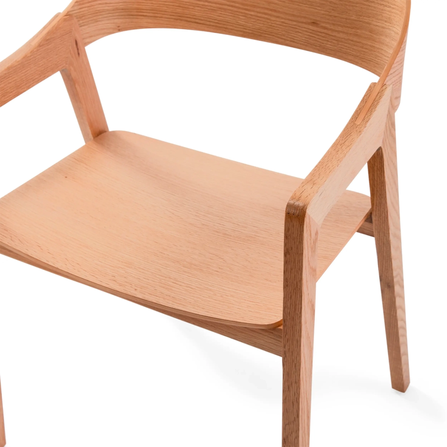 Stol i nordisk ek med armar Soho | Skandinavisk minimalistisk design