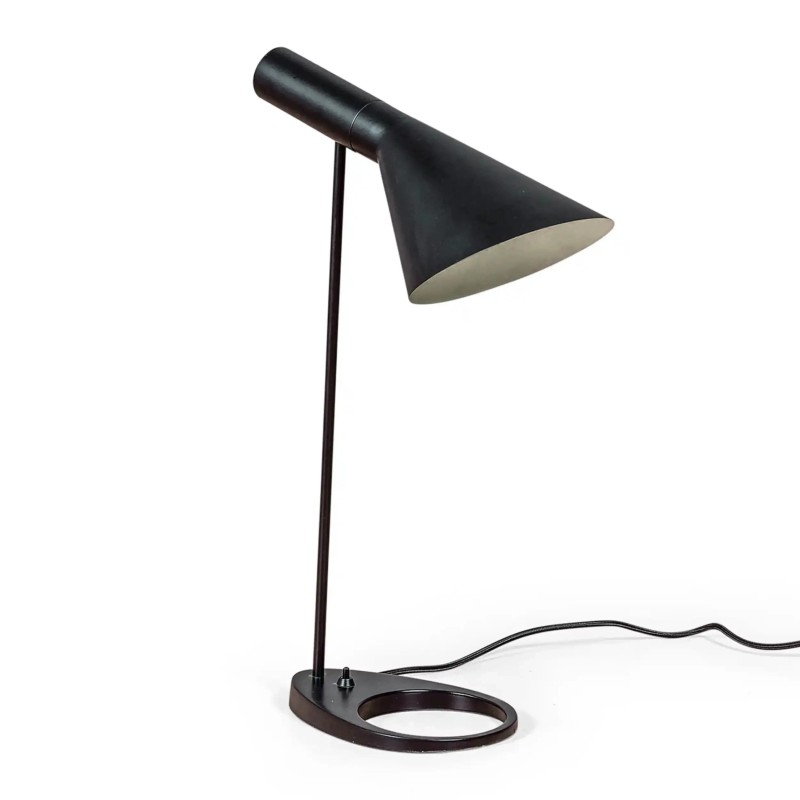 Lampada da tavolo di design Jhon