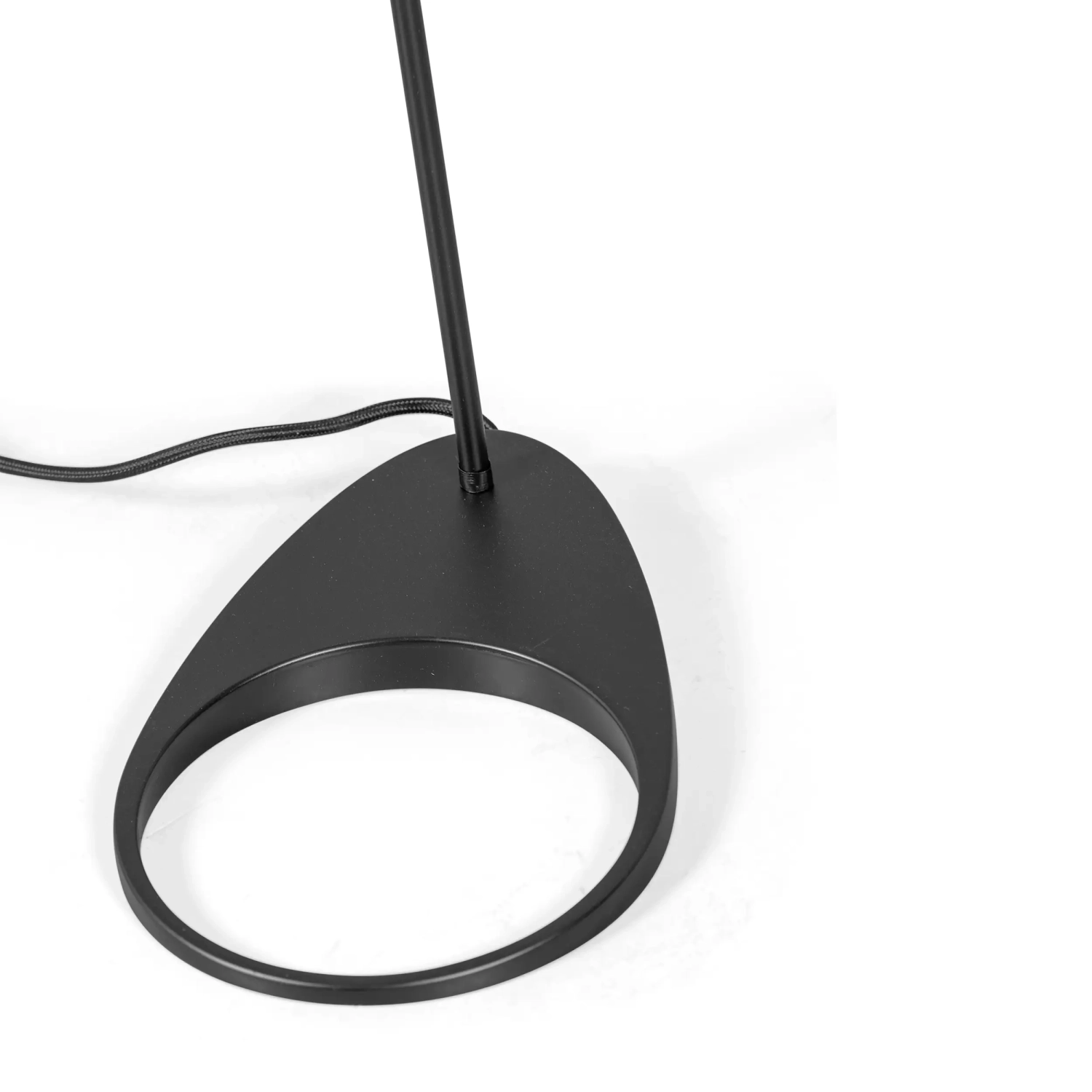 Jhon Stehleuchte | Arne Jacobsen inspiriertes Design aus Stahl
