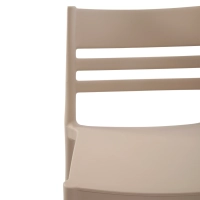 Chaise empilable en polypropylène pour usage extérieur - Creta