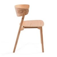 Jídelní židle Notorius z přírodního jasanu | Elegantní design skandinávie