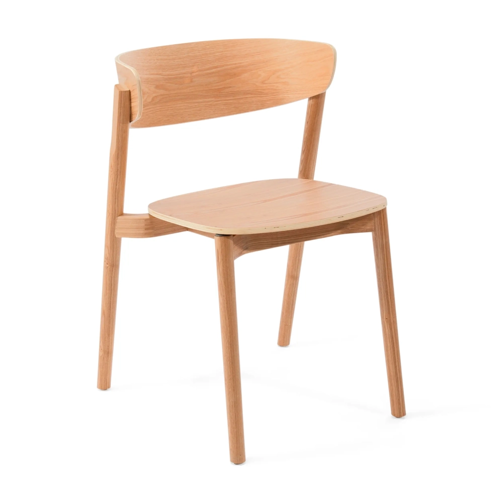Jídelní židle Notorius z přírodního jasanu | Elegantní design skandinávie