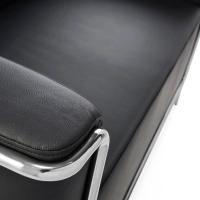Włoska skórzana sofa dwuosobowa Torino | Stelaż ze stali nierdzewnej
