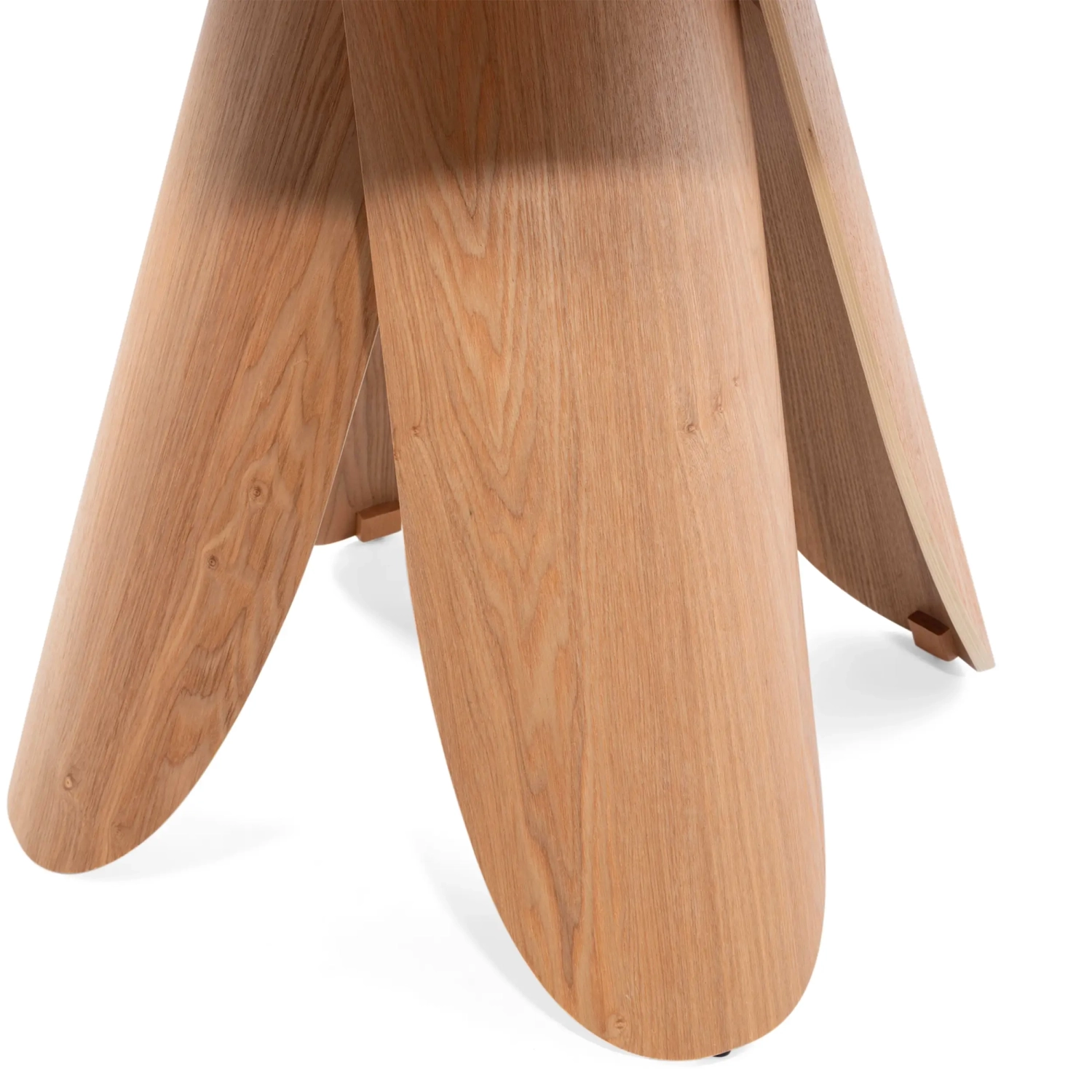 Pluto Scandinavian Round Dining Table