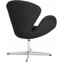 Réplica da cadeira Arne Jacobsen