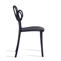 Chaise design Dream adaptée à l'extérieur