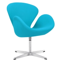 Réplica da cadeira Arne Jacobsen